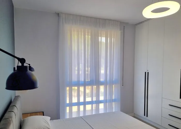 White Moon Apartment 301 And 302